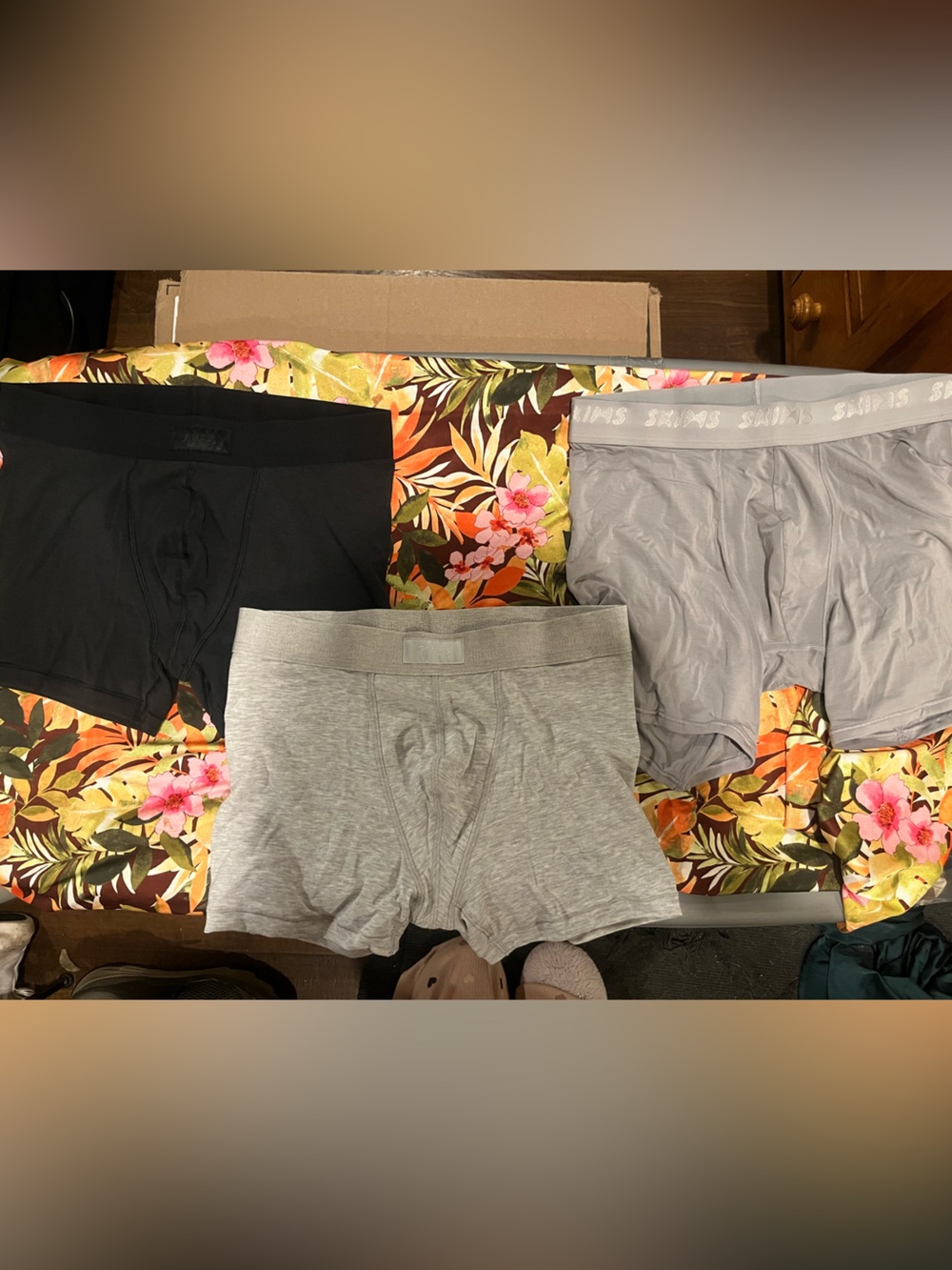 NWOT SKIMS Mens Boxer Briefs Bundle in Black and Light Gray read description